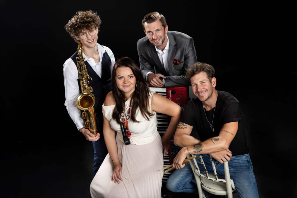 The Cover Band — skupinovka s nástrojem
