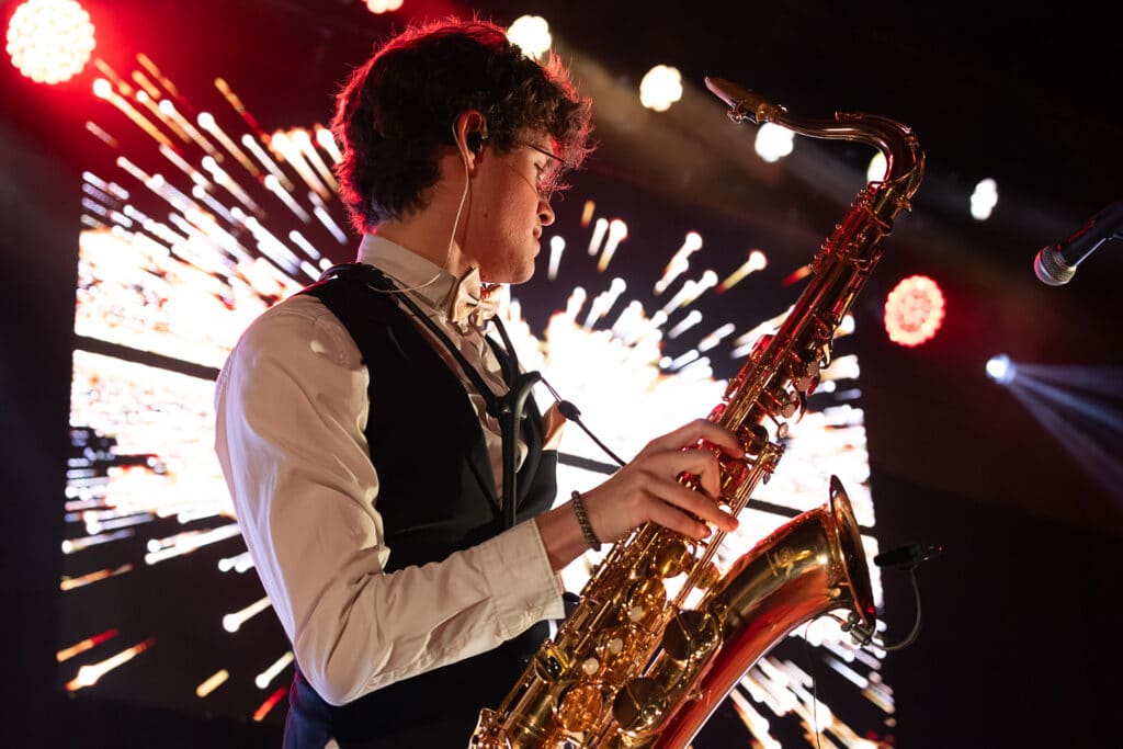 Saxofonista The Cover Band — Galavečer Českého jachtingu 2025